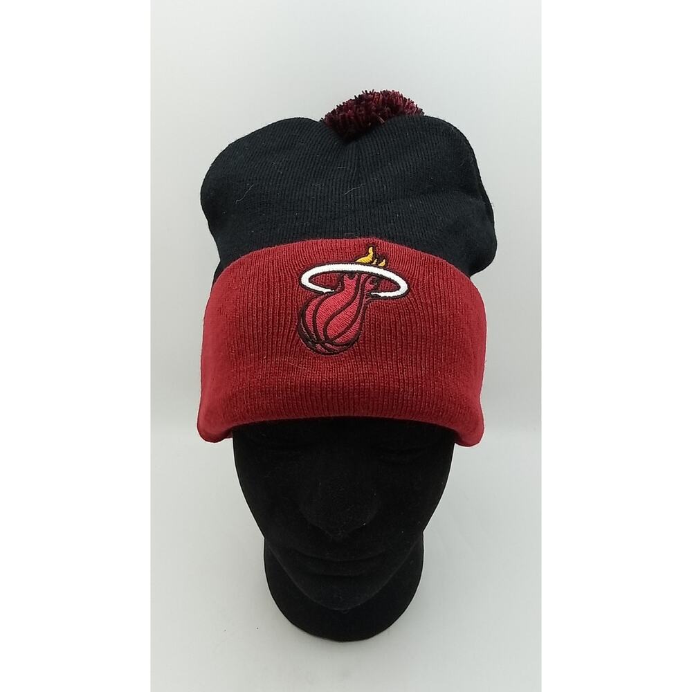 Miami Heat NBA Logo Knit Cuffed Pom Beanie